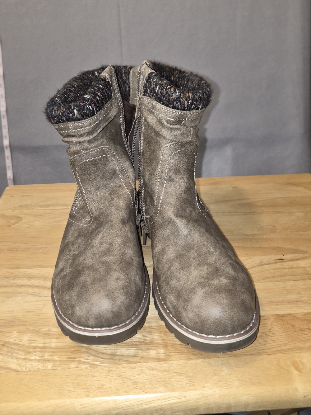 Patrizia Women’s Ankle Boots – Size 9